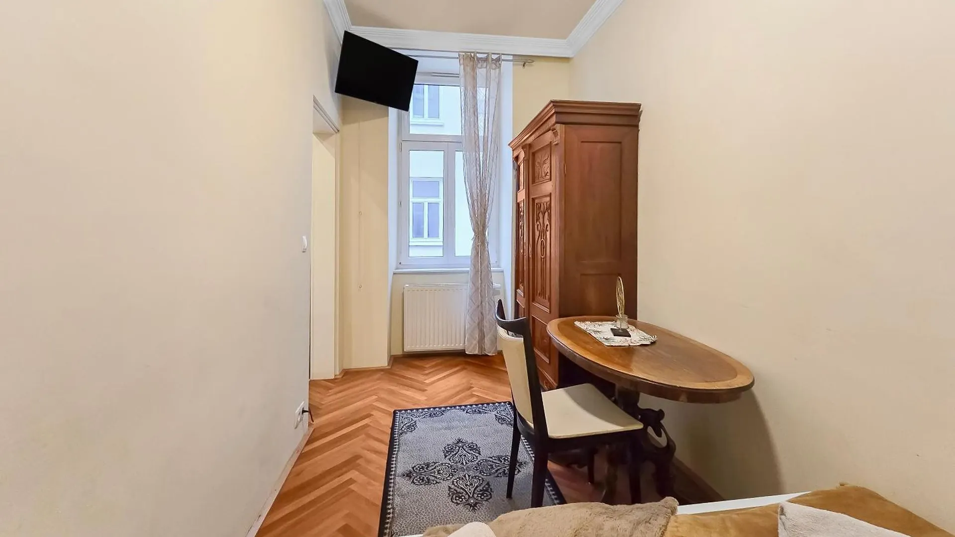 Davidov Stays Danube Wien Österrike